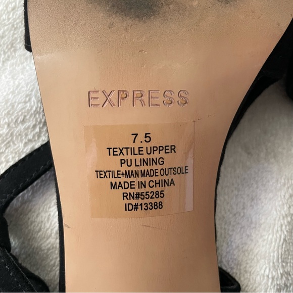 Express Cap Toe Slingback Pumps - Picture 11 of 12